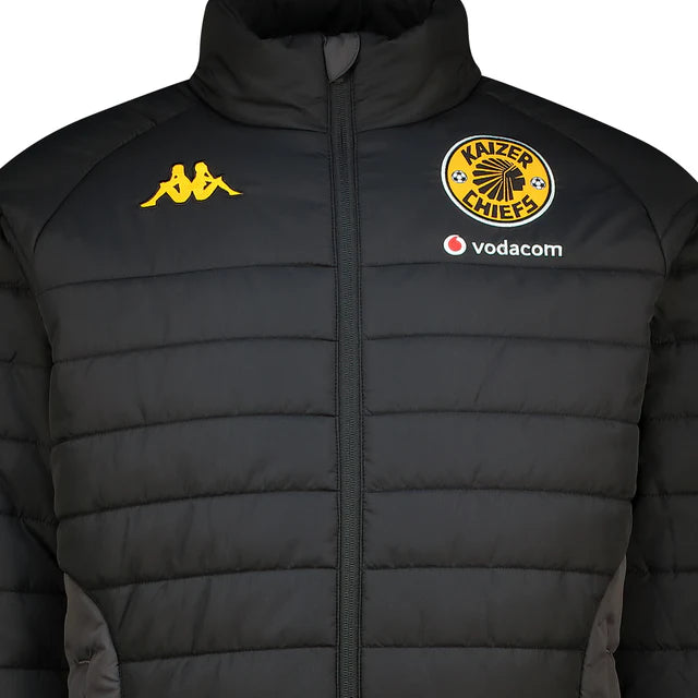 Kaizer Chiefs Official padded/puffer jacket for man in woven recycled fabric.