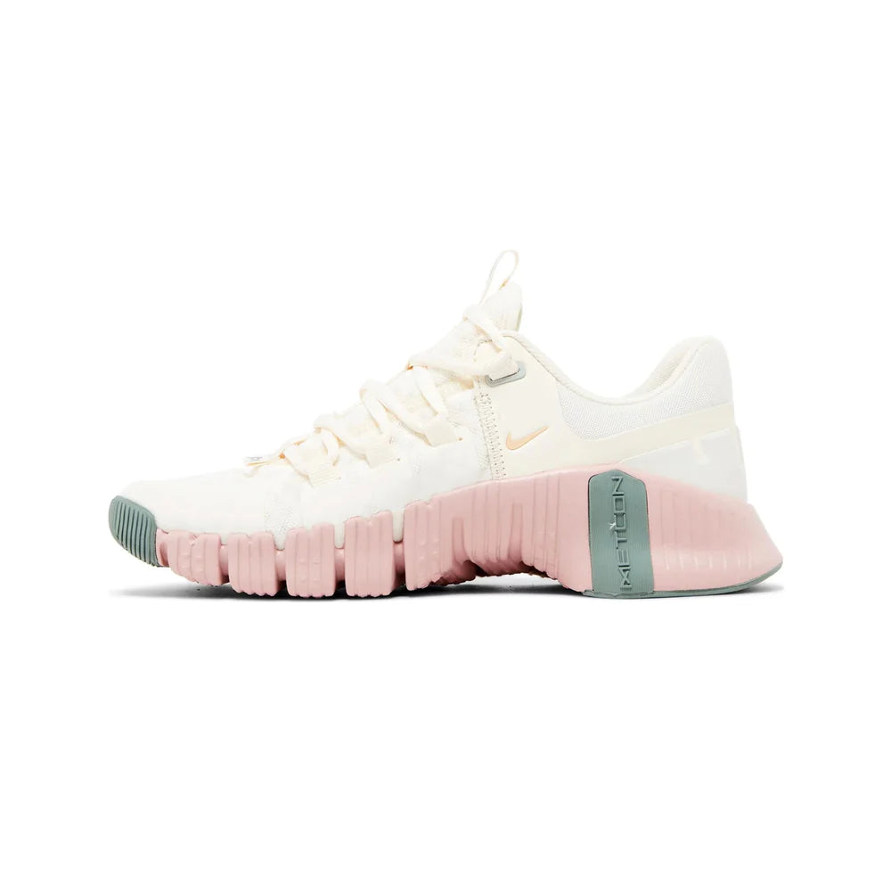 Nike Nike Free Metcon 5 'Pale Ivory Ice Peach' Women's (2023)