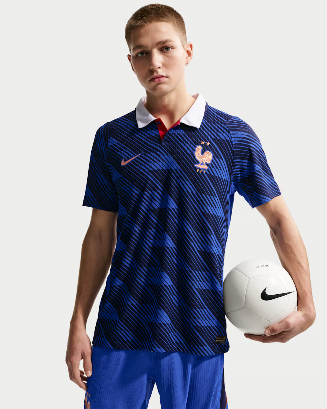 Recycled Materials  FFF 2026/27 Match Home Men's Nike Aero-FIT Football Authentic Jersey