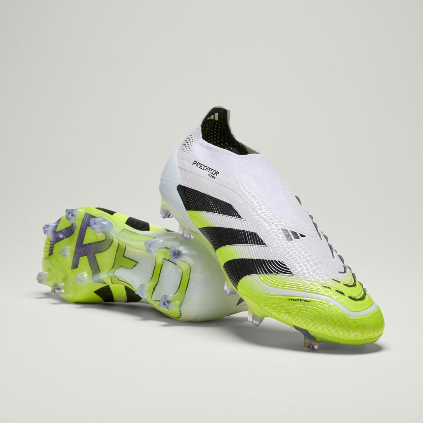 Predator Elite Laceless Firm Ground Boots