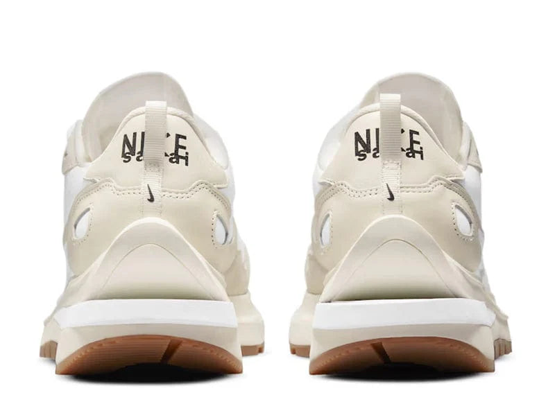 Nike Vaporwaffle sacai Sail Gum